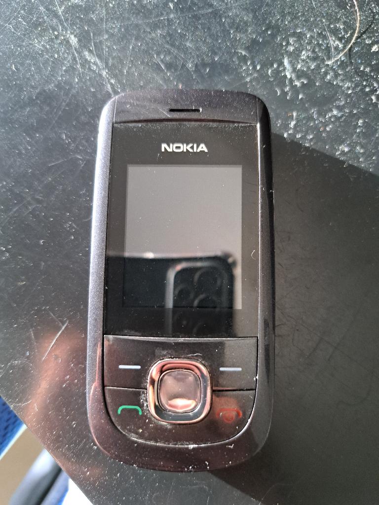 Nokia 2220 slide zwart, Telecommunicatie, Mobiele telefoons | Nokia, Schuifmodel, Zwart, Fysiek toetsenbord, Ophalen of Verzenden