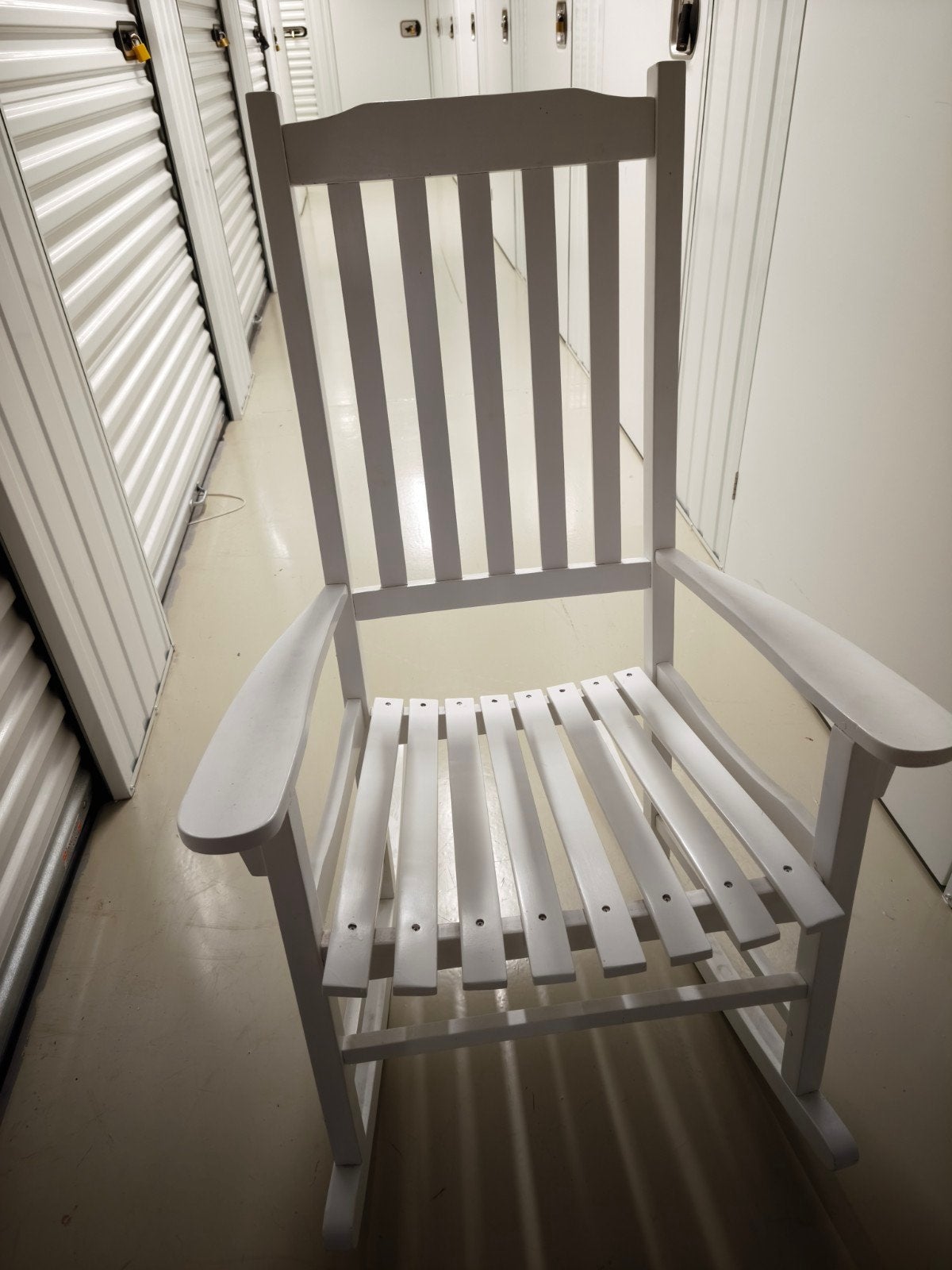 Witte houten schommelstoel, Huis en Inrichting, Ophalen, Zo goed als nieuw, Eén, Hout