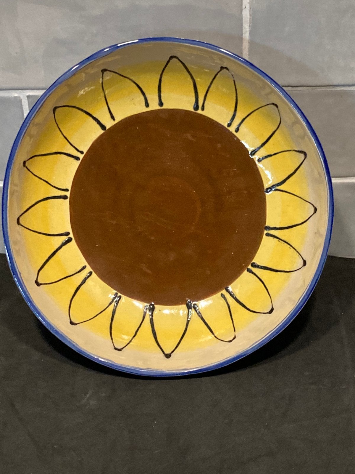 Keramiek schaaltje zonnebloem (271125), Gebruikt, Keramiek, Ophalen of Verzenden, Schaal of Schalen