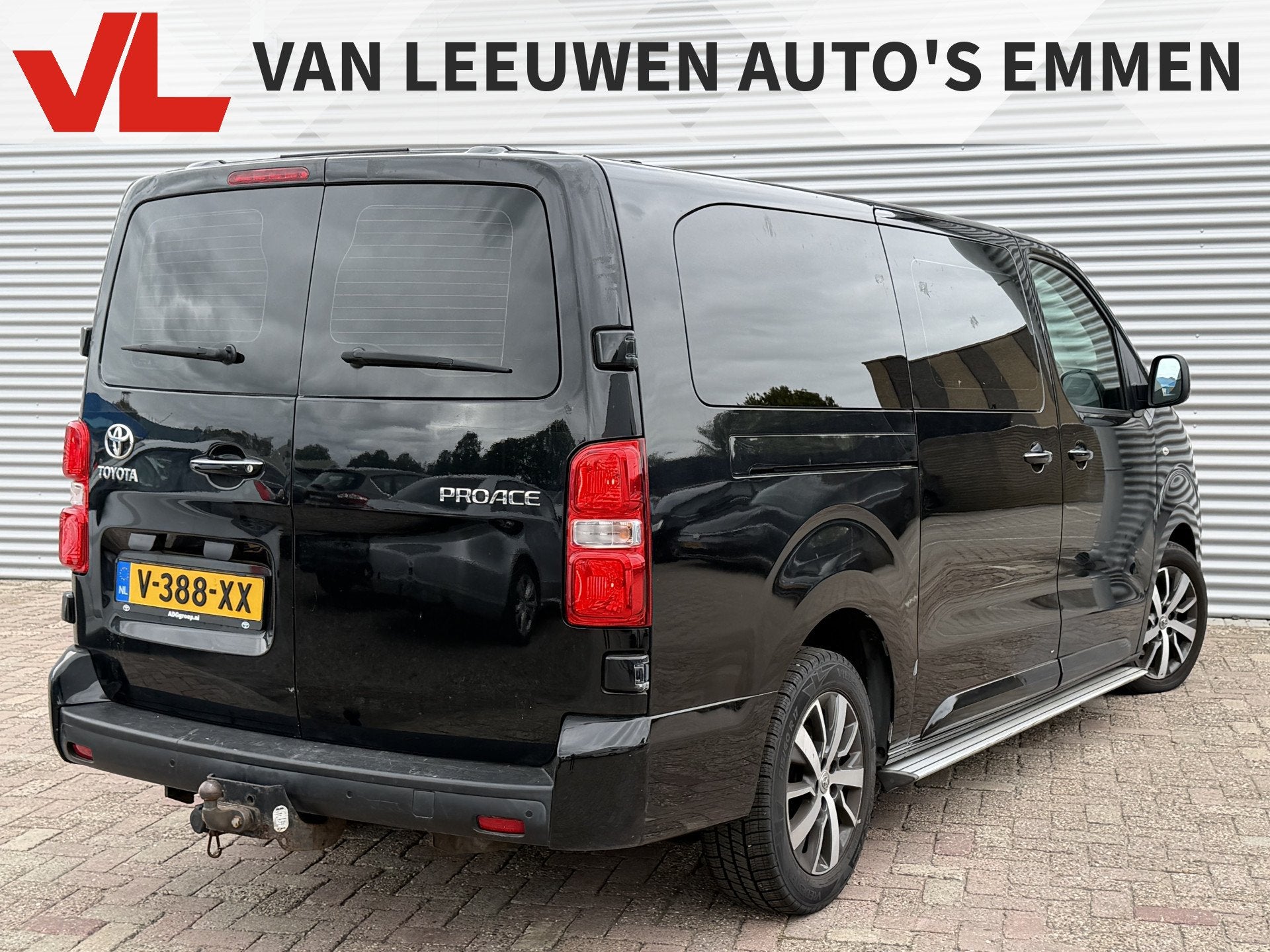 Toyota ProAce Worker 2.0 D-4D Professional Long | Nieuw Binn, Auto's, Gebruikt, 4 cilinders, Met garantie (alle), Zwart