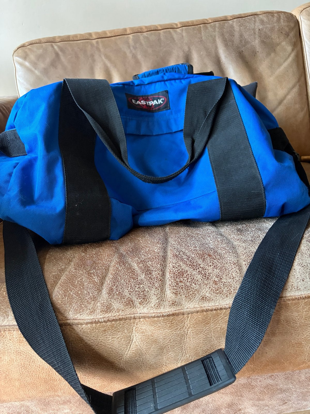 Eastpak reistas/sporttas - Blauw, 40 tot 60 cm, Gebruikt, 20 tot 30 cm, Blauw