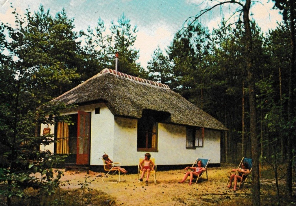 Hoenderloo             160, Ophalen of Verzenden, Voor 1920