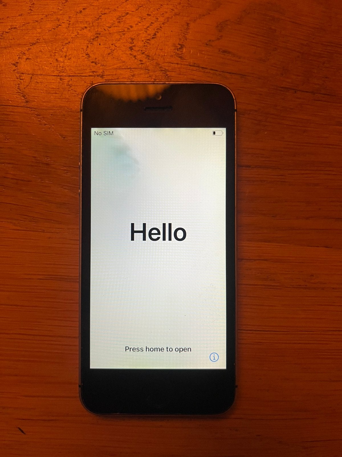 Iphone SE - 4 stuks, Telecommunicatie, Mobiele telefoons | Apple iPhone, Ophalen of Verzenden, Zo goed als nieuw, 16 GB