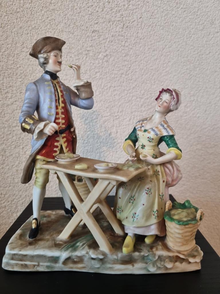 Ackermann& Fritze, Porseleinen beeldje, Verzamelen, Beelden en Beeldjes, Ophalen of Verzenden, Zo goed als nieuw, Mens