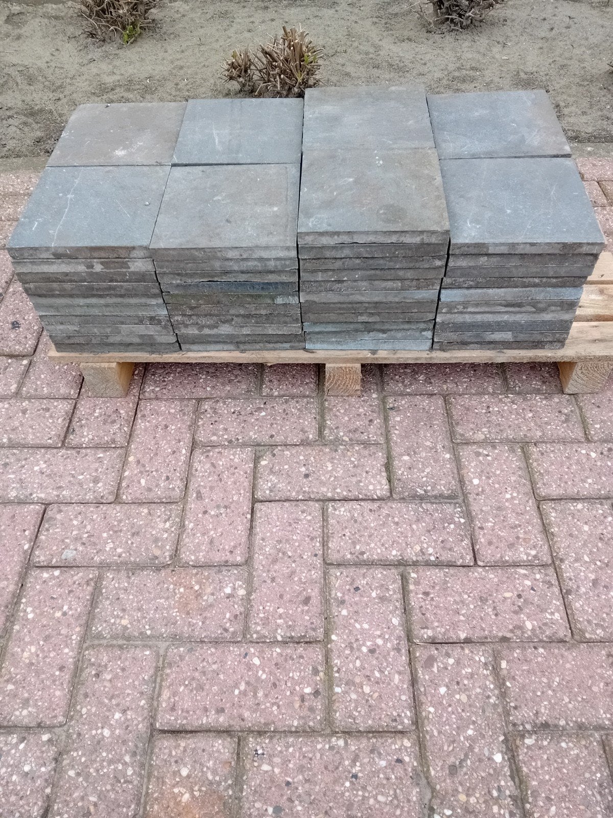 82 Hardsteen tegels 20x20x2 cm, Ophalen, Gebruikt, Minder dan 5 m²