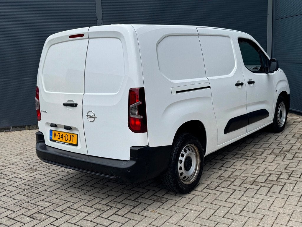 Opel Combo 1.5D L2H1 / Carplay / Pdc, Voorwielaandrijving, 730 kg, Gebruikt, Euro 6