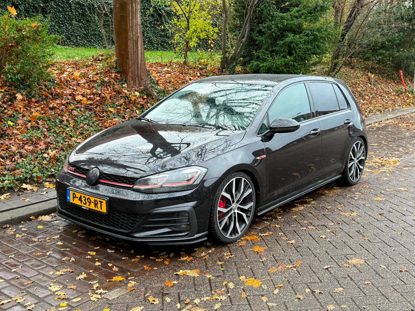 Volkswagen Golf 2.0 TSI 245pk 7-DSG 2020 Zwart, 1345 kg, 4 cilinders, 1984 cc, Alcantara