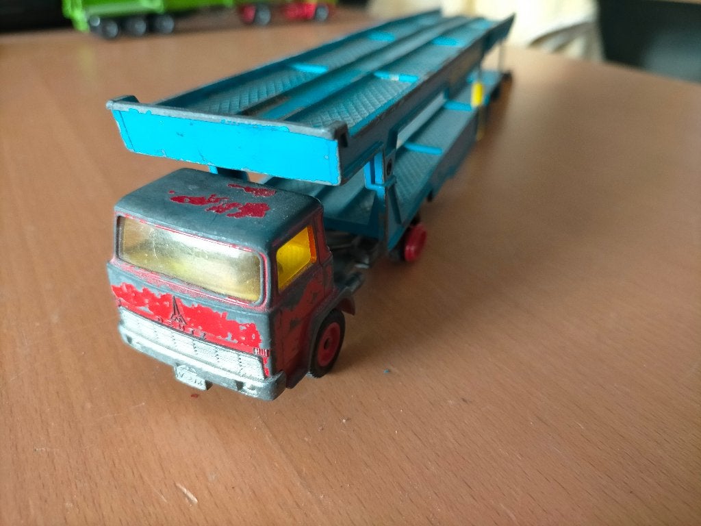 Siku autotransporter opknapper, Hobby en Vrije tijd, Ophalen of Verzenden, Zo goed als nieuw, Bus of Vrachtwagen