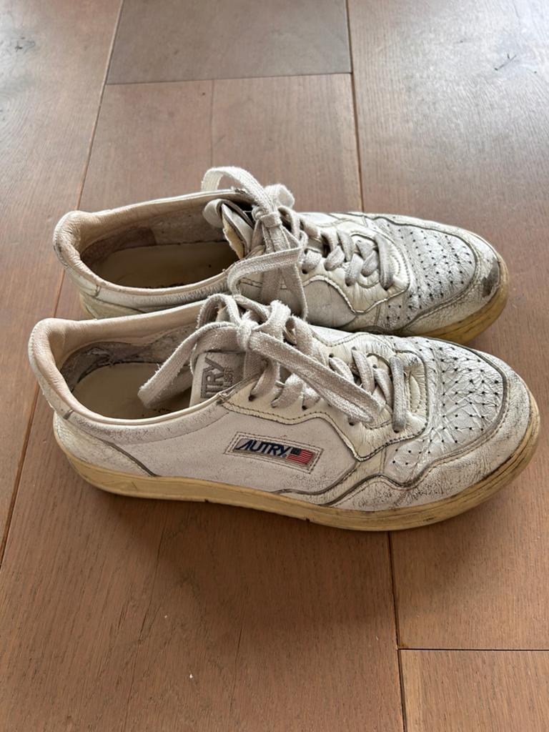 Autry sneakers, Wit, Ophalen of Verzenden, Sneakers of Gympen, Gedragen