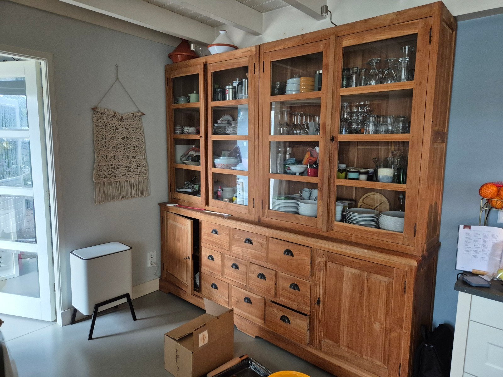 MooieTeak houten vitrine kast, Ophalen, 25 tot 50 cm, 200 cm of meer