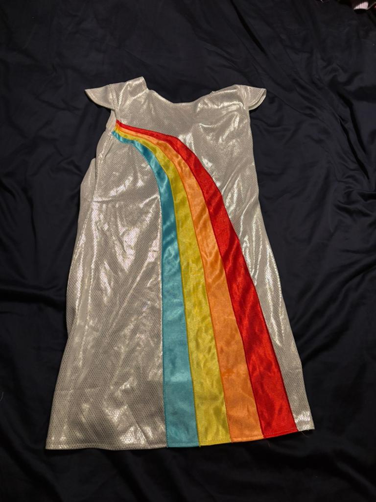 K3 regenboog verkleedjurkje maat 9-11 jaar maat 152, Ophalen of Verzenden, Zo goed als nieuw, 146 t/m 152, Meisje