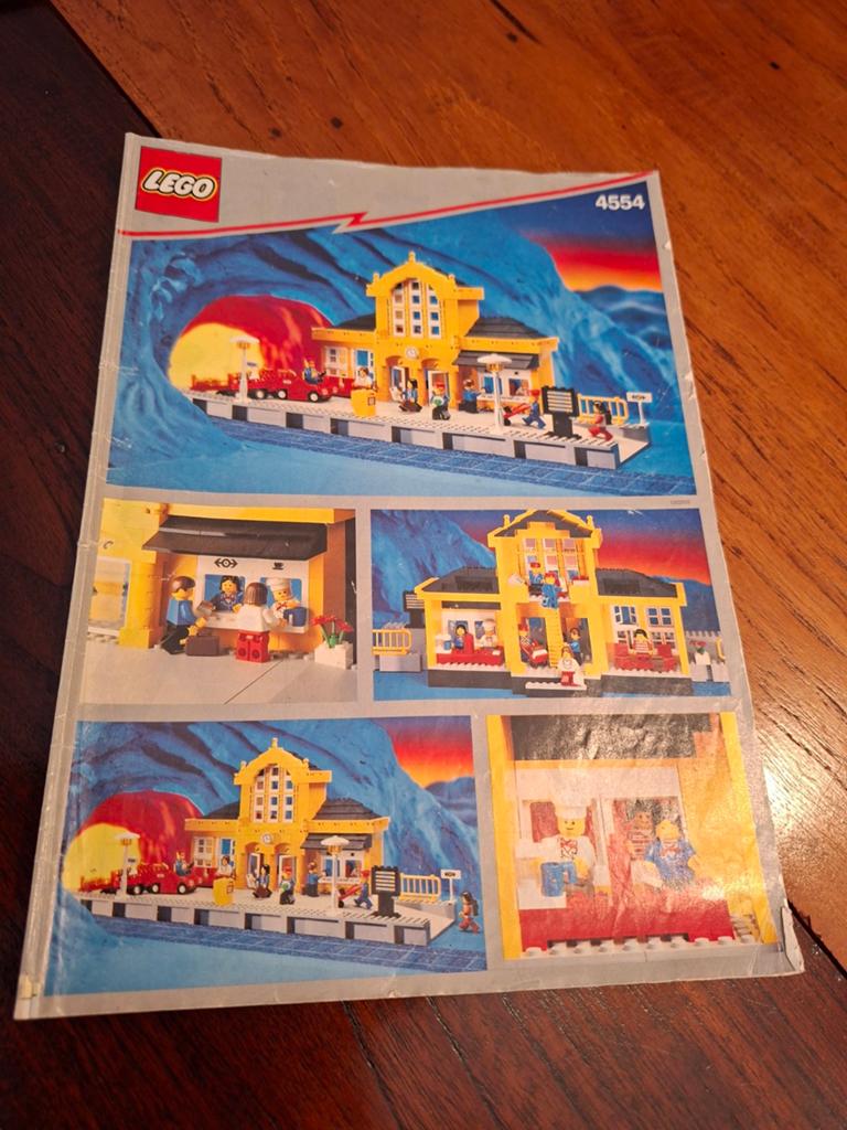 LEGO TREIN STATION 4554 COMPLEET, Lego, Ophalen of Verzenden, Compleet, Zo goed als nieuw
