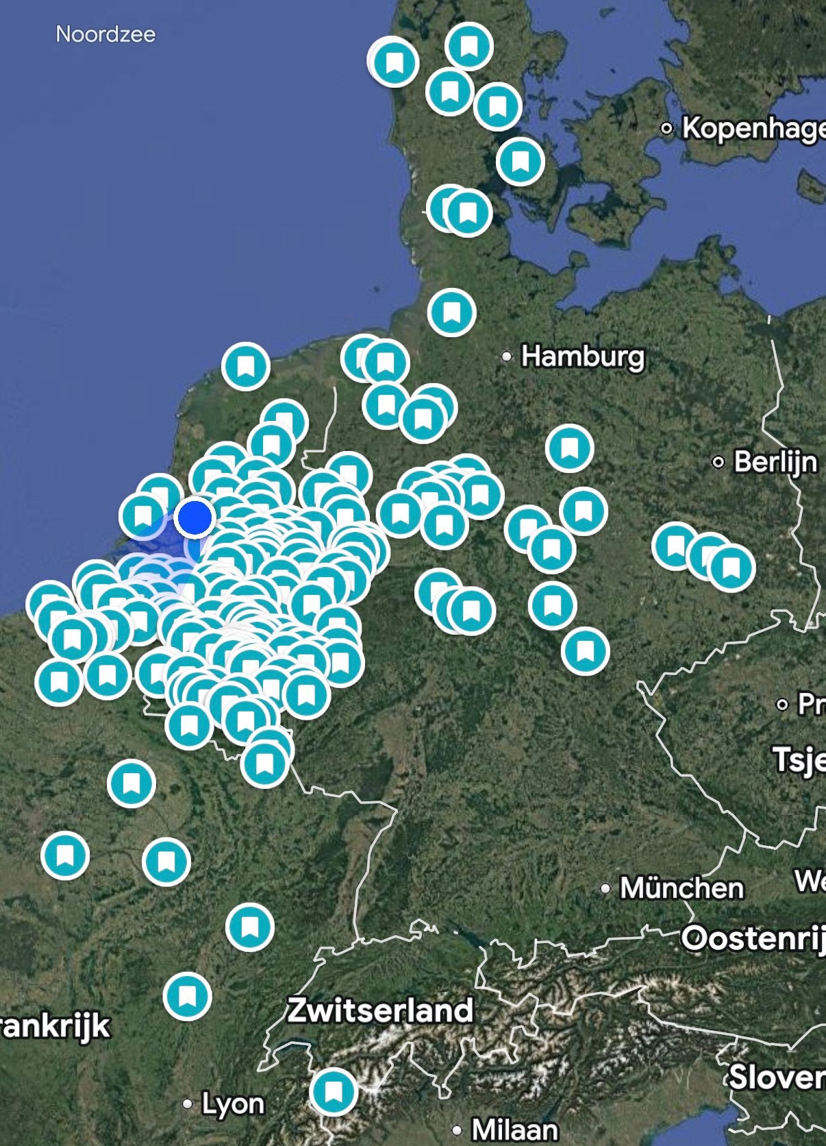 190 Urbex Locaties Verlaten Map Urban Exploring Foto Leeg, Ophalen of Verzenden, Zo goed als nieuw, Overige onderwerpen