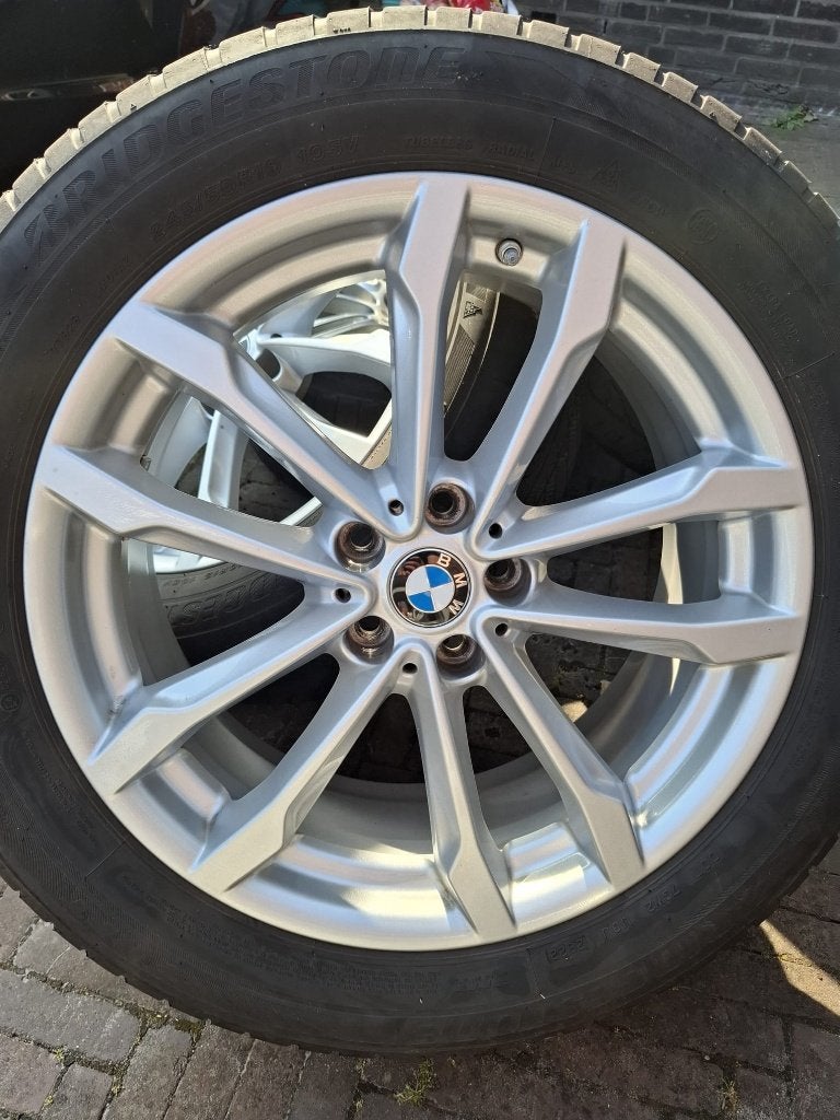 BMW Velgen en Bridgestone winter banden, Auto-onderdelen, Ophalen, Winterbanden, Band(en), Personenwagen
