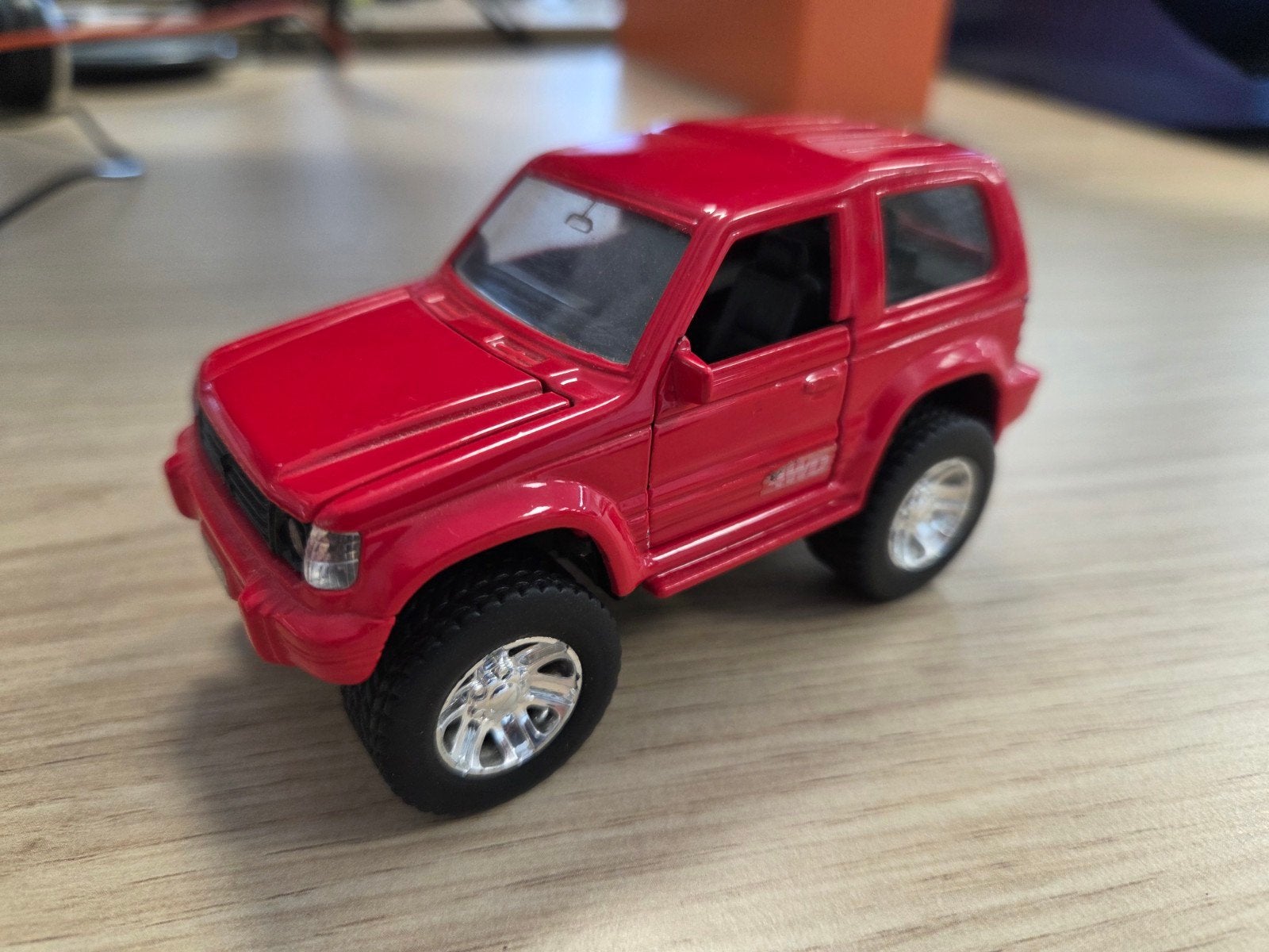 Yonezawa Diapet Mitsubishi Pajero 1992 - Rood Diecast Model, Hobby en Vrije tijd, Ophalen of Verzenden, Gebruikt, Auto, Overige merken