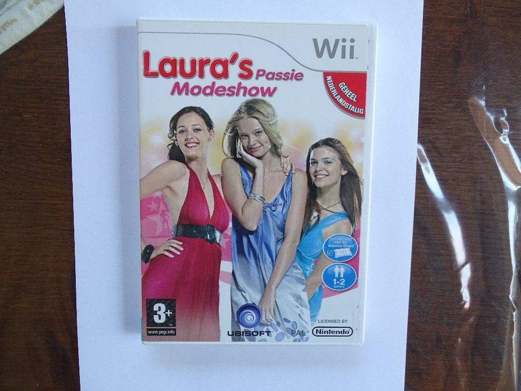 laura's passie modeshow, Gebruikt, 1 speler, Eén computer, Ophalen of Verzenden