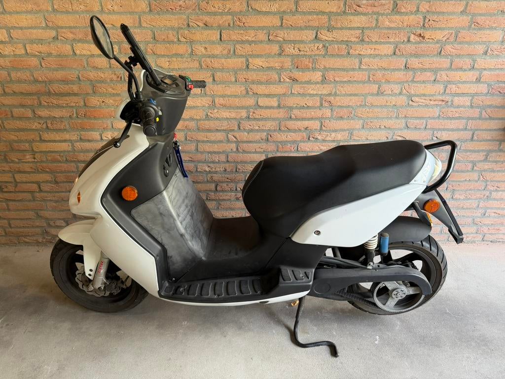 Govecs GO! S1.2 - Electrische snorscooter, Fietsen en Brommers, Snorfietsen en Snorscooters, Gebruikt, Elektrisch, Ophalen, Overige merken