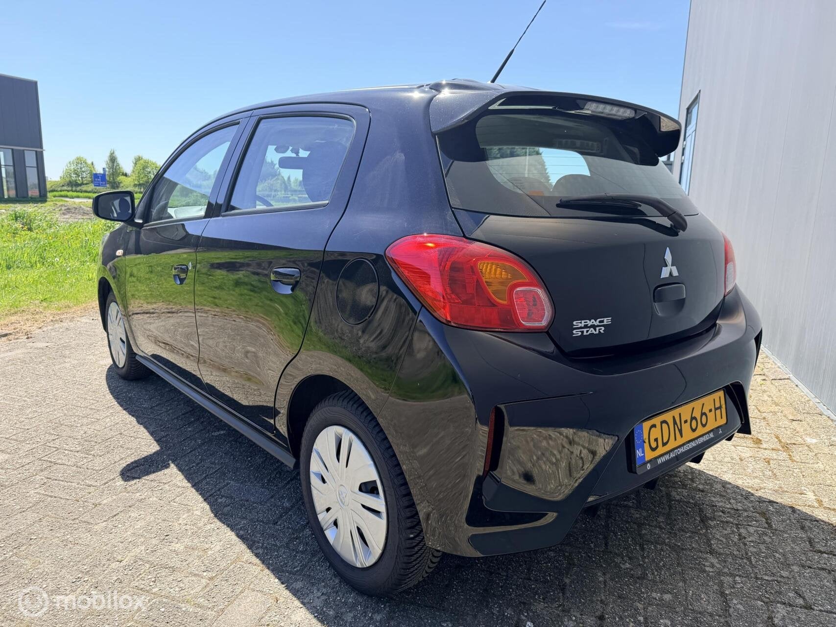 Mitsubishi Space Star 1.2 Connect+ allseason banden |carplay, Voorwielaandrijving, 12 maanden, Stof, Gebruikt