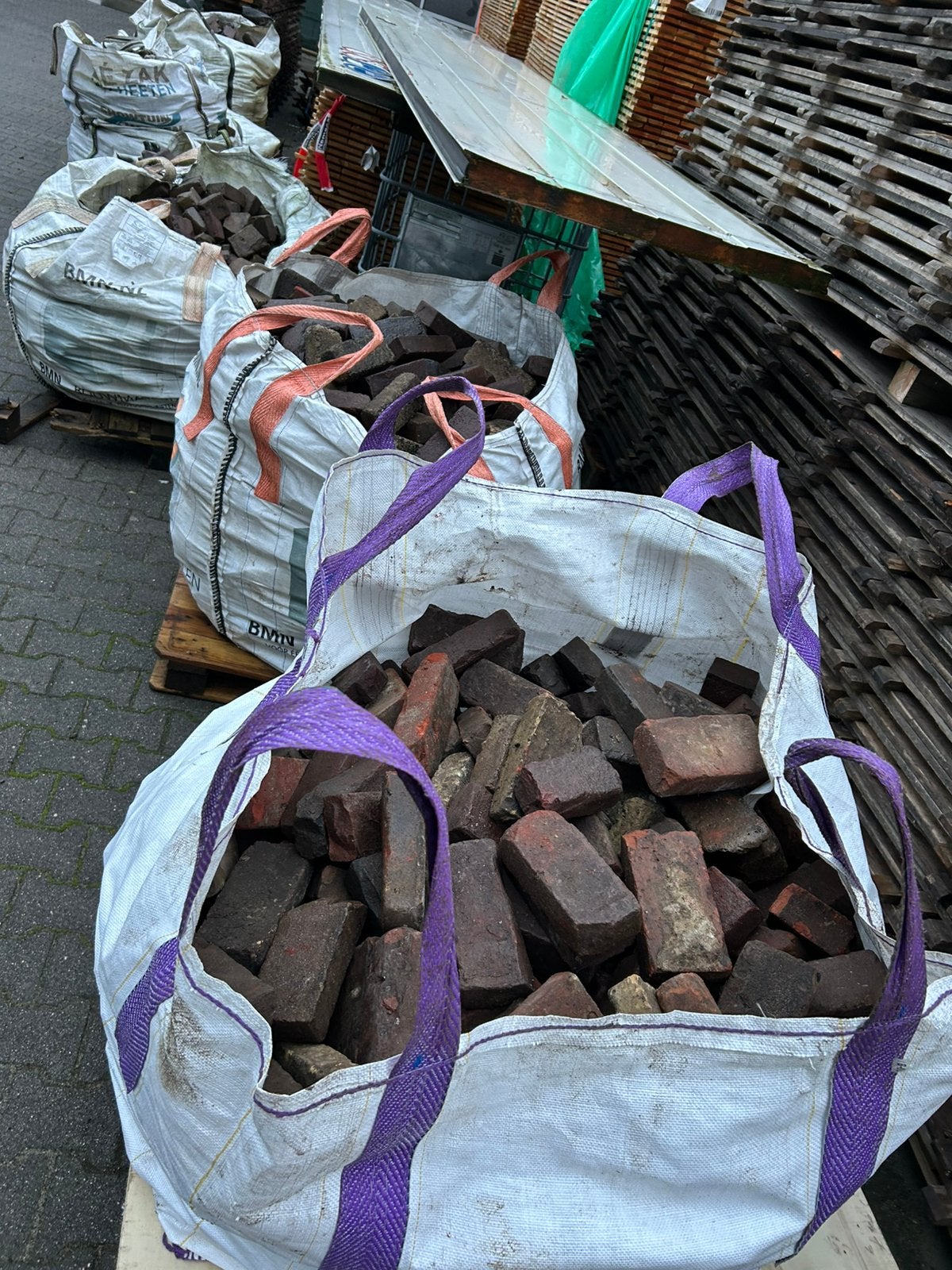 Partij oude waaltjes - ca 35m2, Ophalen, Overige materialen, Gebruikt, Klinkers