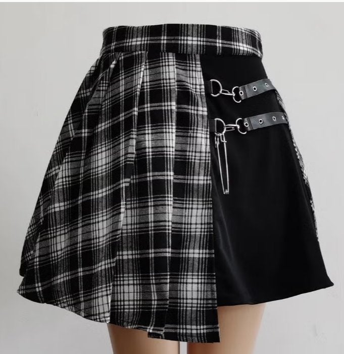 Gothic / Vintage rok ruiten stijl met hoge taille en riemen, Kleding | Dames, Zwart, Ophalen of Verzenden, Zo goed als nieuw, Maat 34 (XS) of kleiner