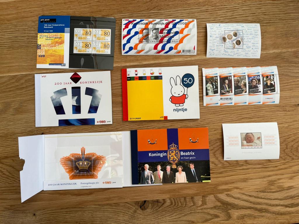 Partij Nederlandse postzegelmapjes postzegels ongebruikt, Postzegels en Munten, Postzegels | Nederland, Ophalen of Verzenden, Na 1940
