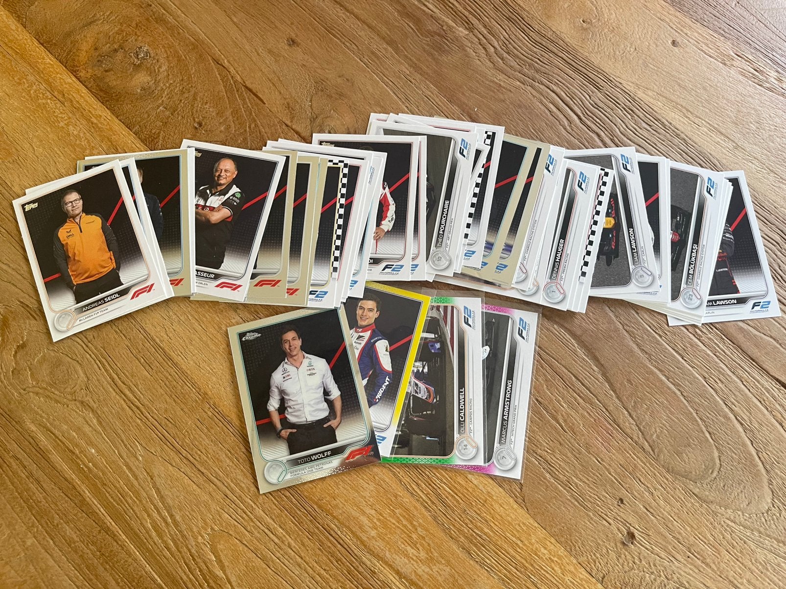 47 Topps Formule kaarten 2022 - incl 3 genummerde, Hobby en Vrije tijd, Stickers en Plaatjes, Ophalen of Verzenden, Zo goed als nieuw