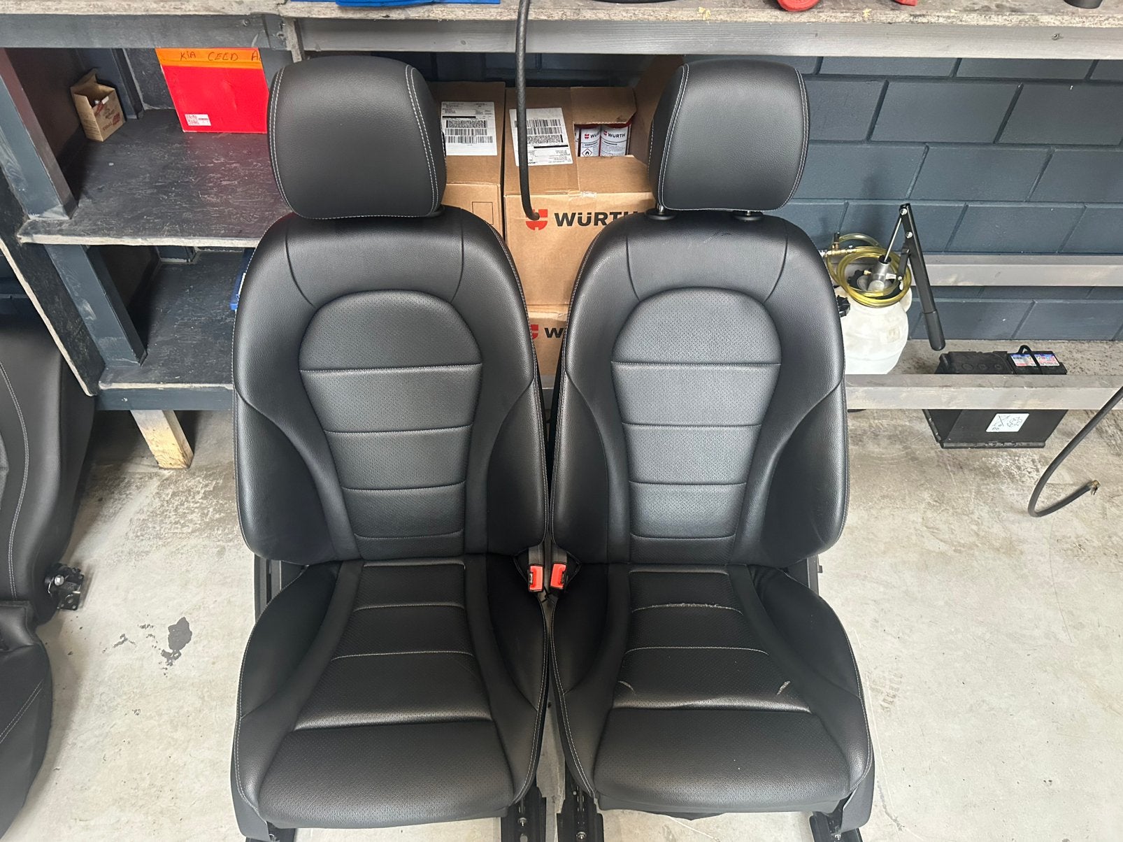 Mercedes Benz GLC 220 x 253 zitplaatsen, Auto-onderdelen, Interieur en Bekleding, Verzenden, Gebruikt