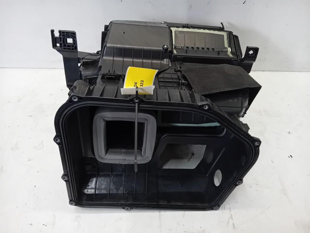 Kachelhuis Volkswagen ID.4, Onderdelen@venauto.nl, Van der Ven Autorecycling B.V., Gebruikt, Ettenseweg 76, 4706 PB Roosendaal, The Netherlands