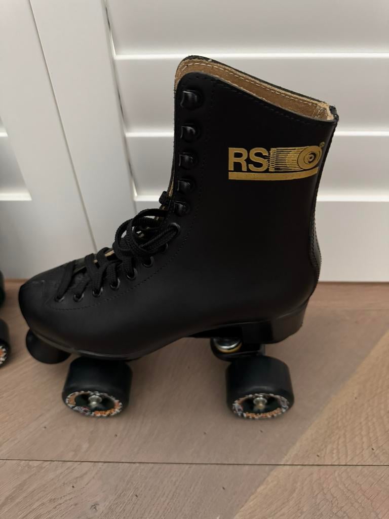 Rolschaatsen en roller skates, Ophalen of Verzenden, Zo goed als nieuw, Dames, Overige typen