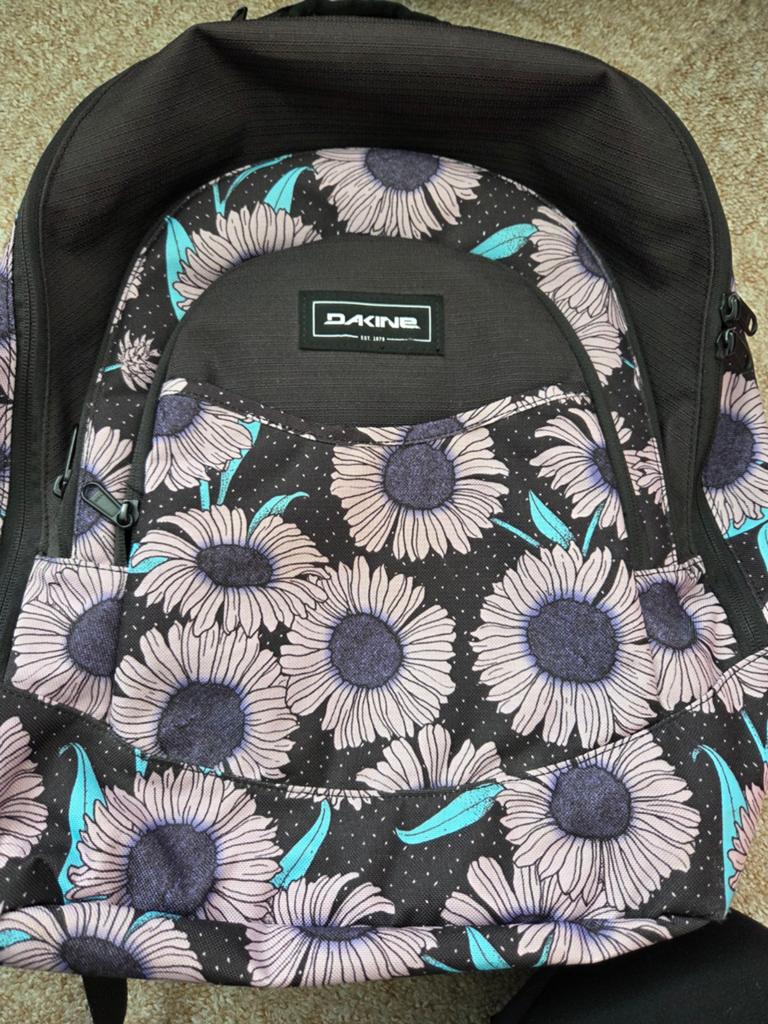 Dakine rugzak met bloemenprint - Zo goed als nieuw, 25 tot 40 cm, Ophalen of Verzenden, Zo goed als nieuw, Overige merken