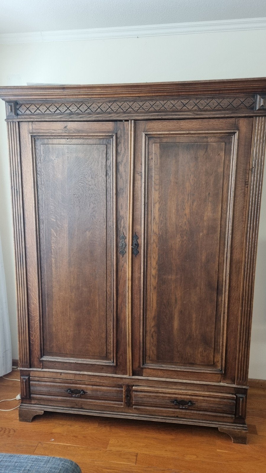 prachtige antieke kast, Ophalen