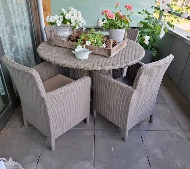 Allibert Tuinset Wicker Grijs 4-persoons met Kussens, Tuin en Terras, Tuinsets en Loungesets, Ophalen, 4 zitplaatsen, Gebruikt