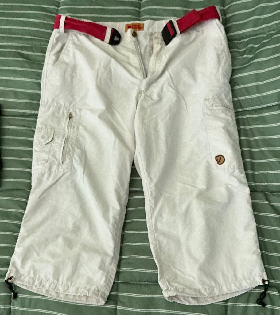 Gezocht witte driekwart broek heren, Wit, Zo goed als nieuw, Fläll Raven, Verzenden