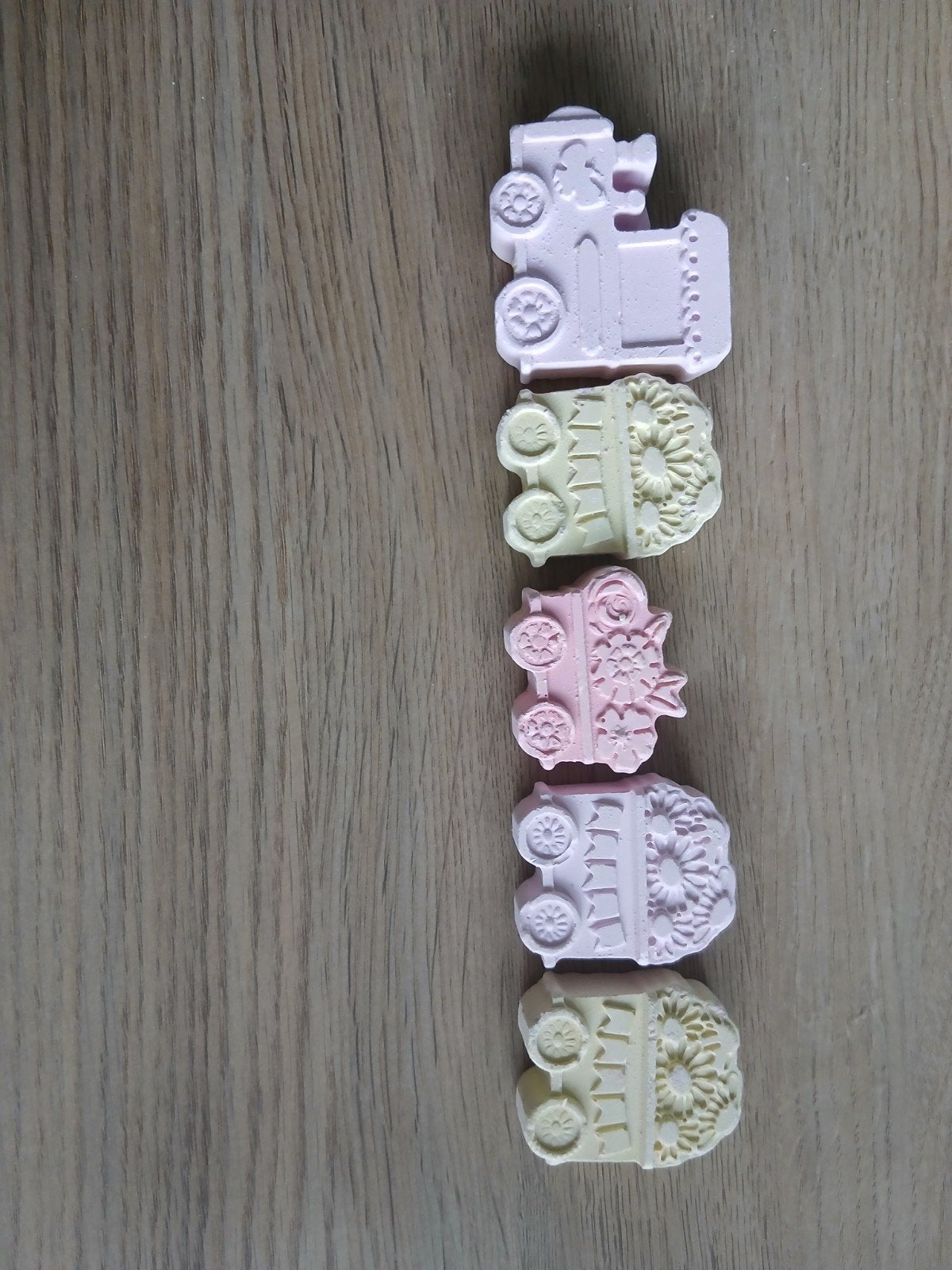 Stoepkrijt Trein Roze Geel Set van 5, Ophalen of Verzenden, Nieuw, Jongen of Meisje