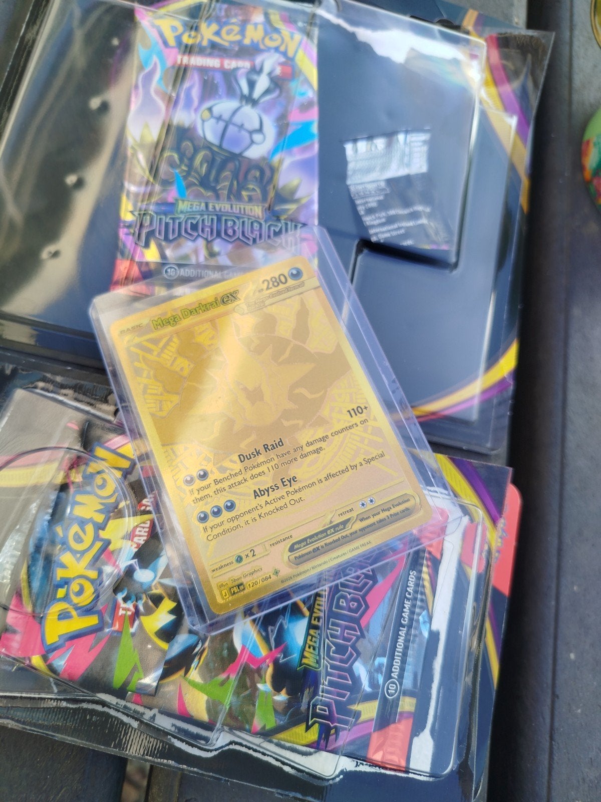 mega darkrai ex gold, Hobby en Vrije tijd, Verzamelkaartspellen | Pokémon, Ophalen of Verzenden, Zo goed als nieuw, Losse kaart