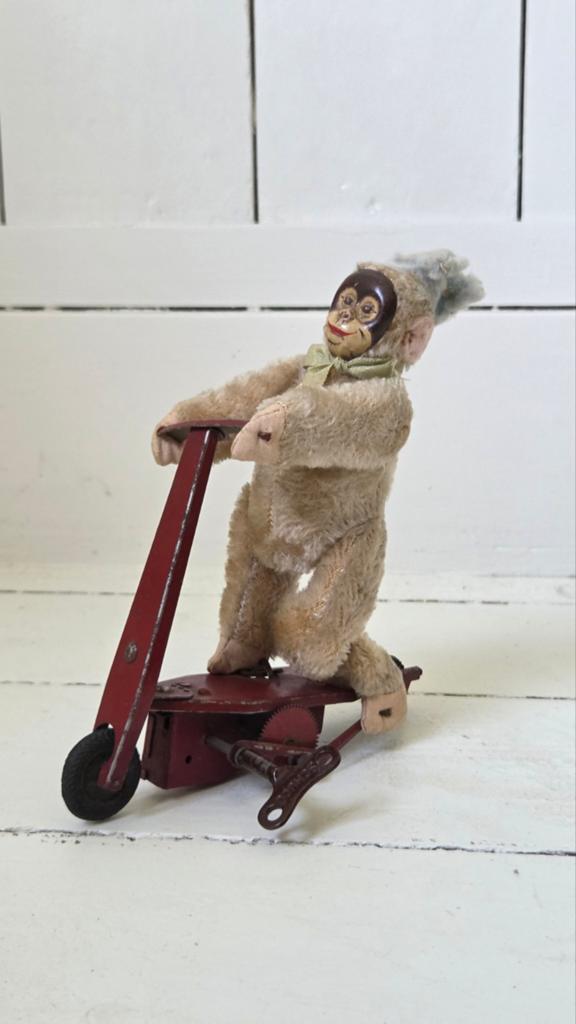 Antieke SFA blikken speelgoed scooter step met aap figuur, Antiek en Kunst, Ophalen of Verzenden