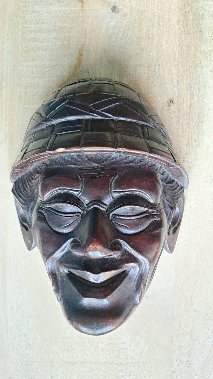 Uniek handgesneden houten masker, Antiek en Kunst, Overige onderwerpen, Minder dan 20 cm, Handgemaakt, Hout