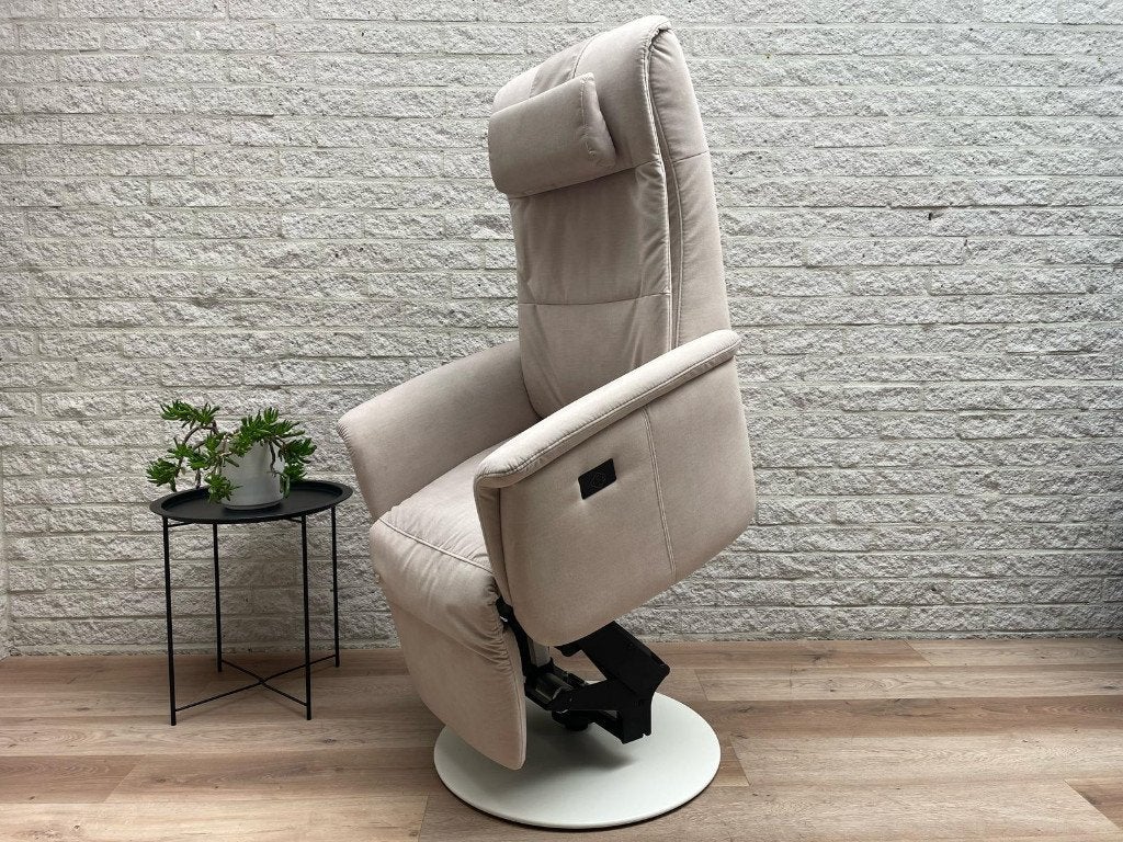 Prominent S-100 Large sta op stoel relax fauteuil ACCU stoel, Ophalen, N, N, Minder dan 75 cm
