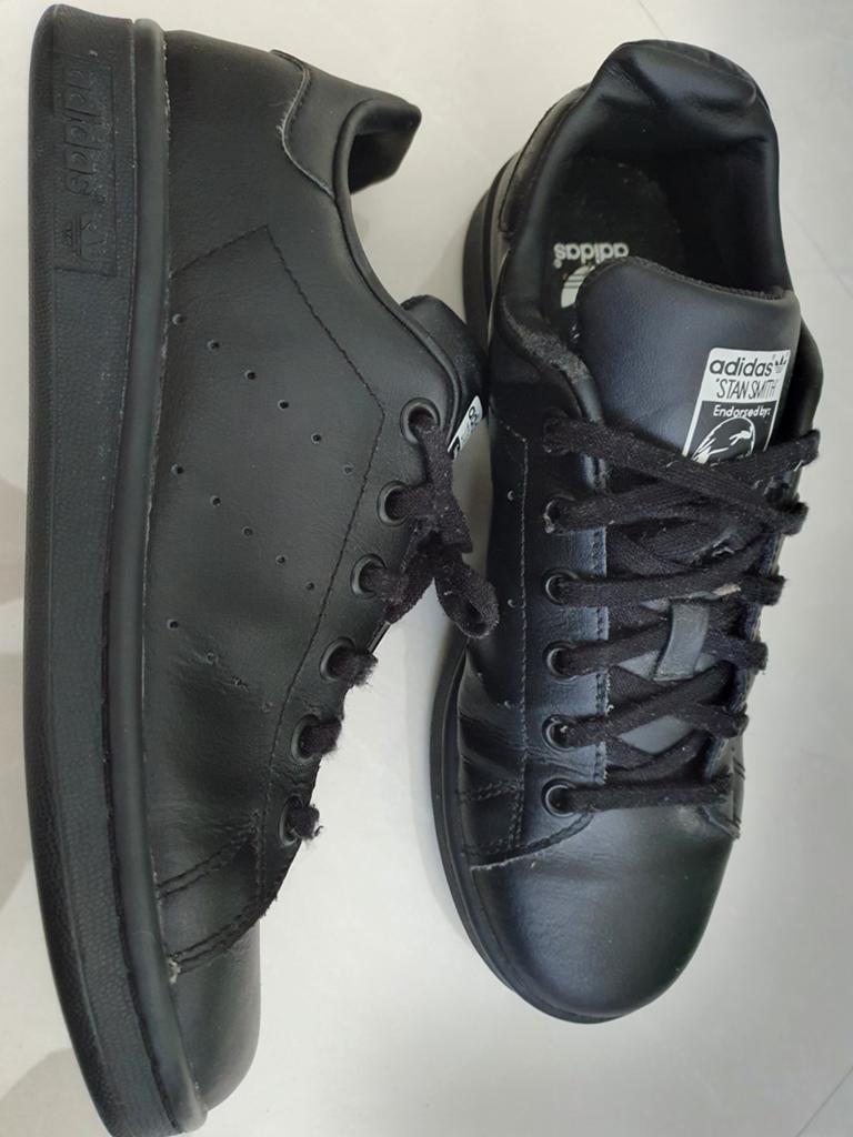 Adidas Stan Smith sneakers zwart - Maat 37 1/3, Adidas, Zwart, Ophalen of Verzenden, Zo goed als nieuw
