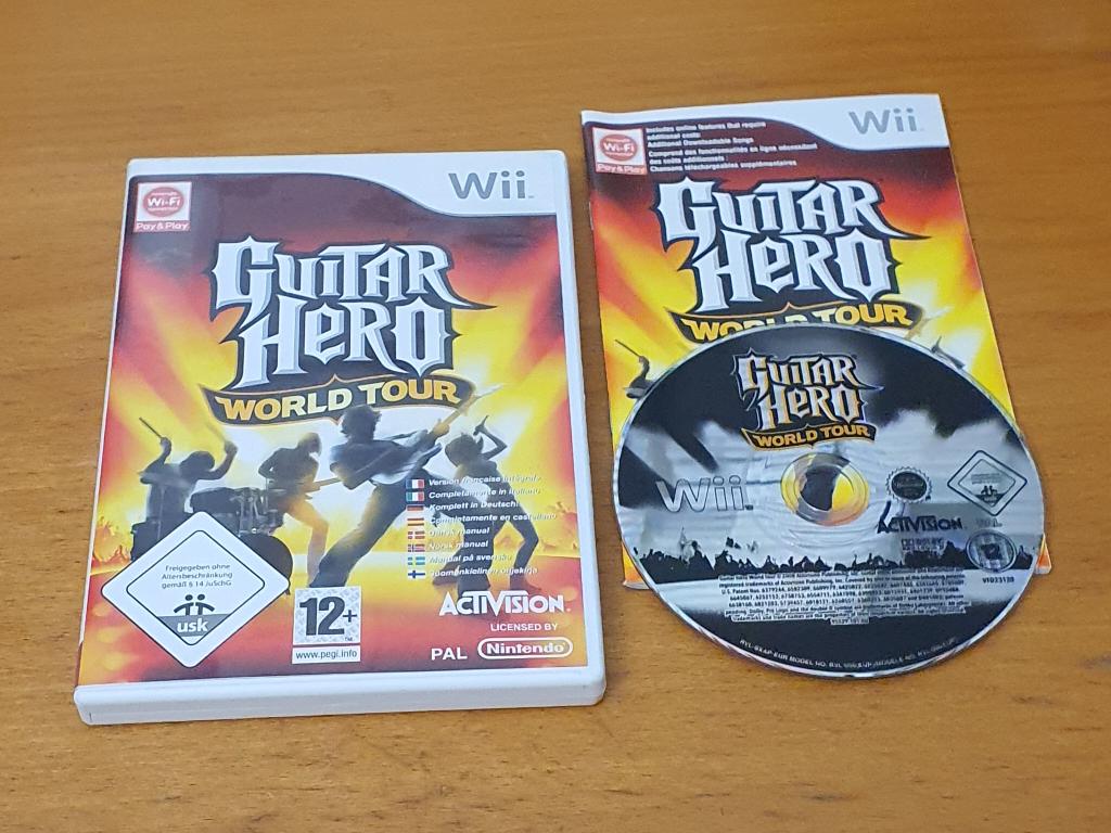 Wii Guitar Hero World Tour, Spelcomputers en Games, Muziek, Gebruikt, Ophalen of Verzenden, 3 spelers of meer