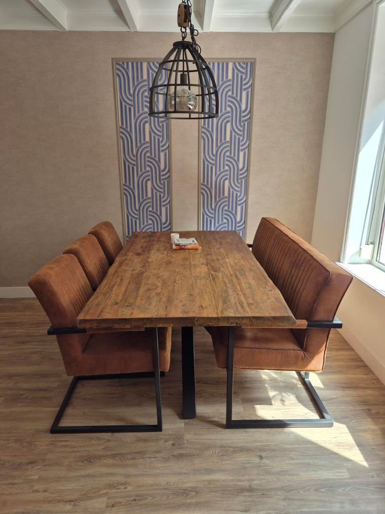 Massief houten eettafel (180x100), Huis en Inrichting, Tafels | Eettafels, Zo goed als nieuw, 50 tot 100 cm, 150 tot 200 cm, Vijf personen of meer