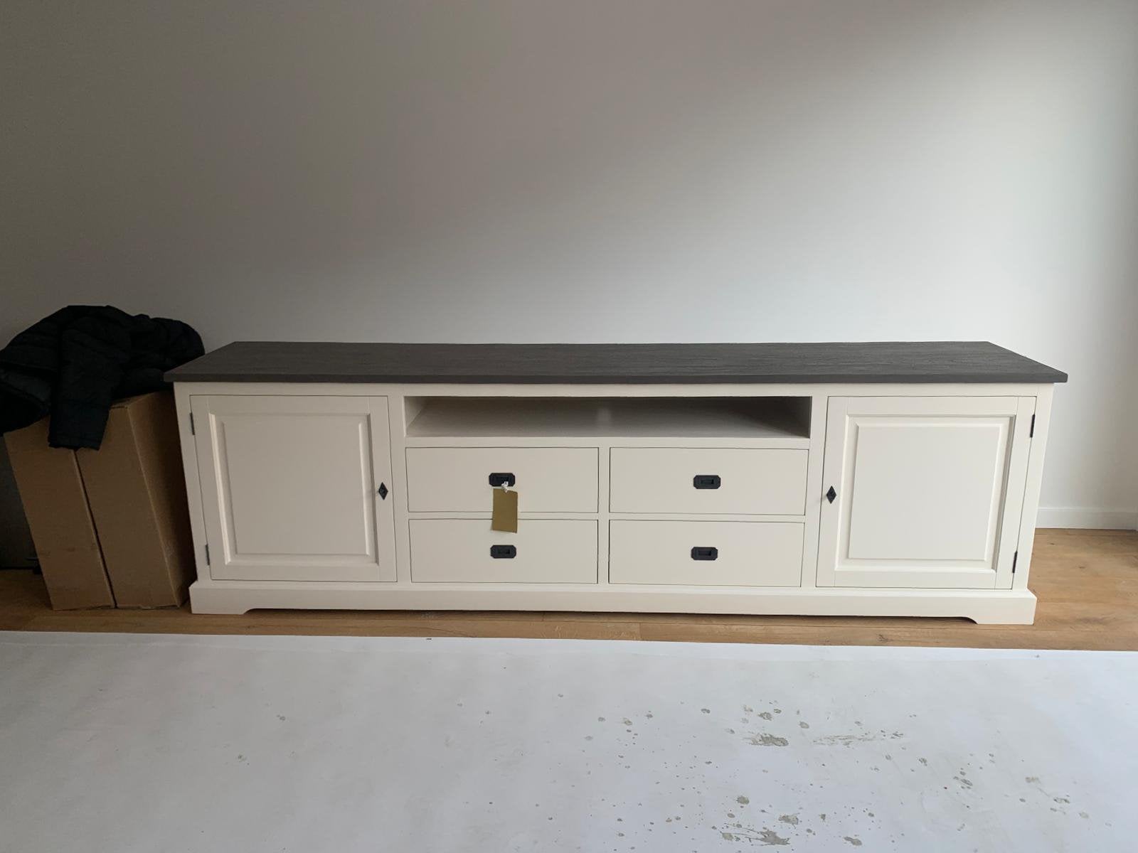De Bommel Lakewood Greywash meubels + stoelen + krukken, Ophalen