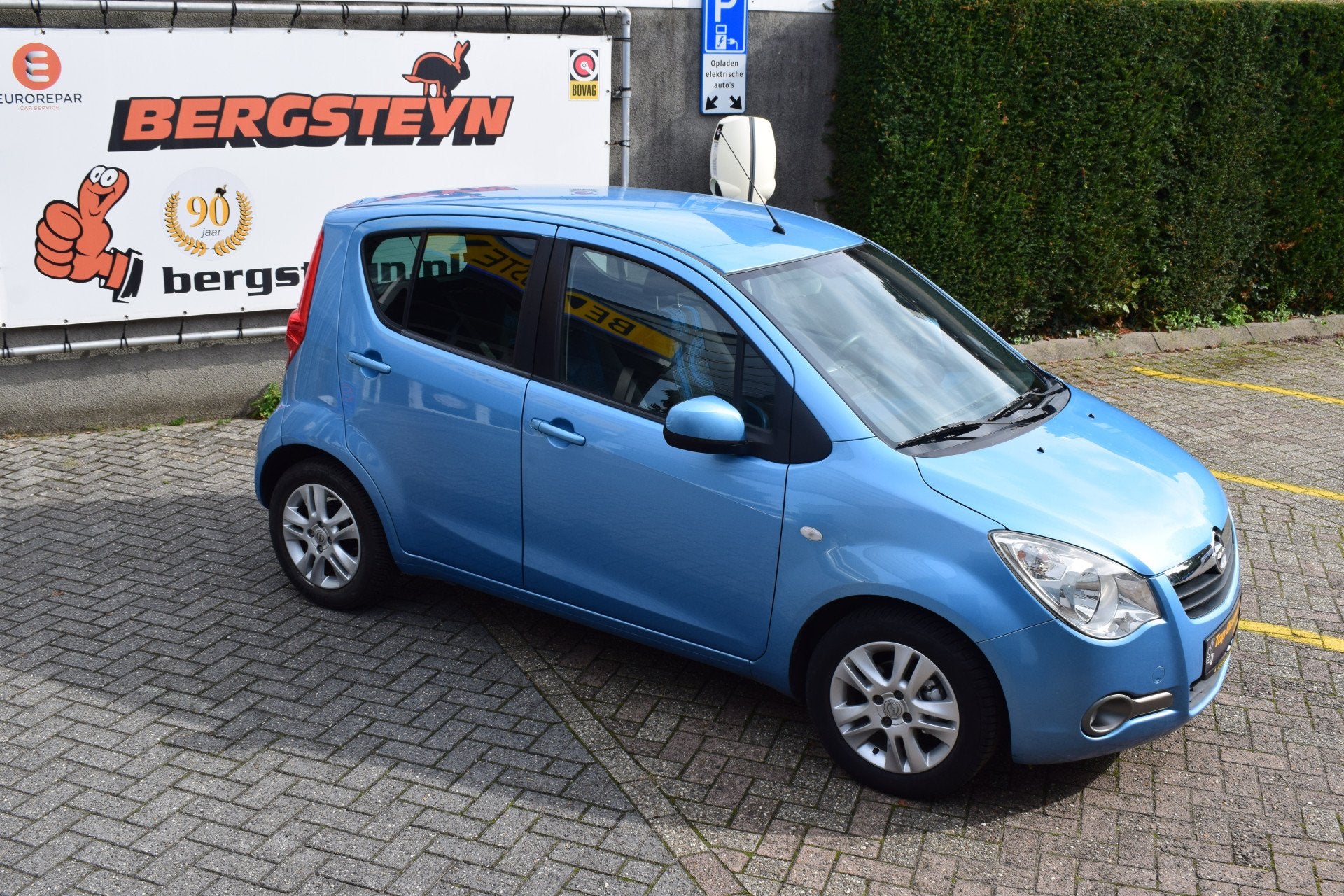 Opel Agila 1.0 Edition 48868KM! (bj 2012), Auto's, Stof, Gebruikt, 31 €/maand, Blauw