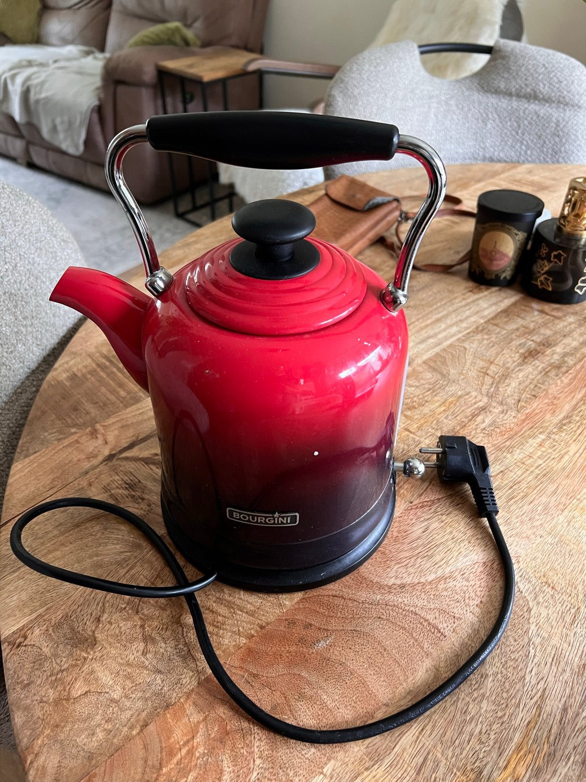 Bourgini Waterkoker - Stijlvol Rood Design, 1 tot 2 liter, Ophalen, Gebruikt, Draadloos
