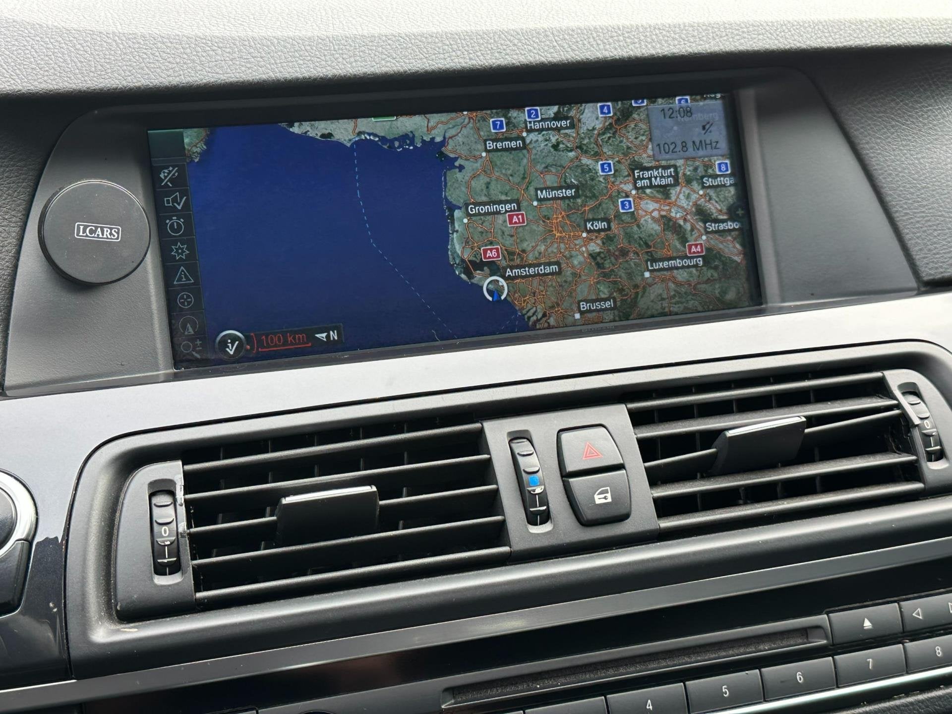 Foto 7 van BMW 5-serie Touring 520i High Executive