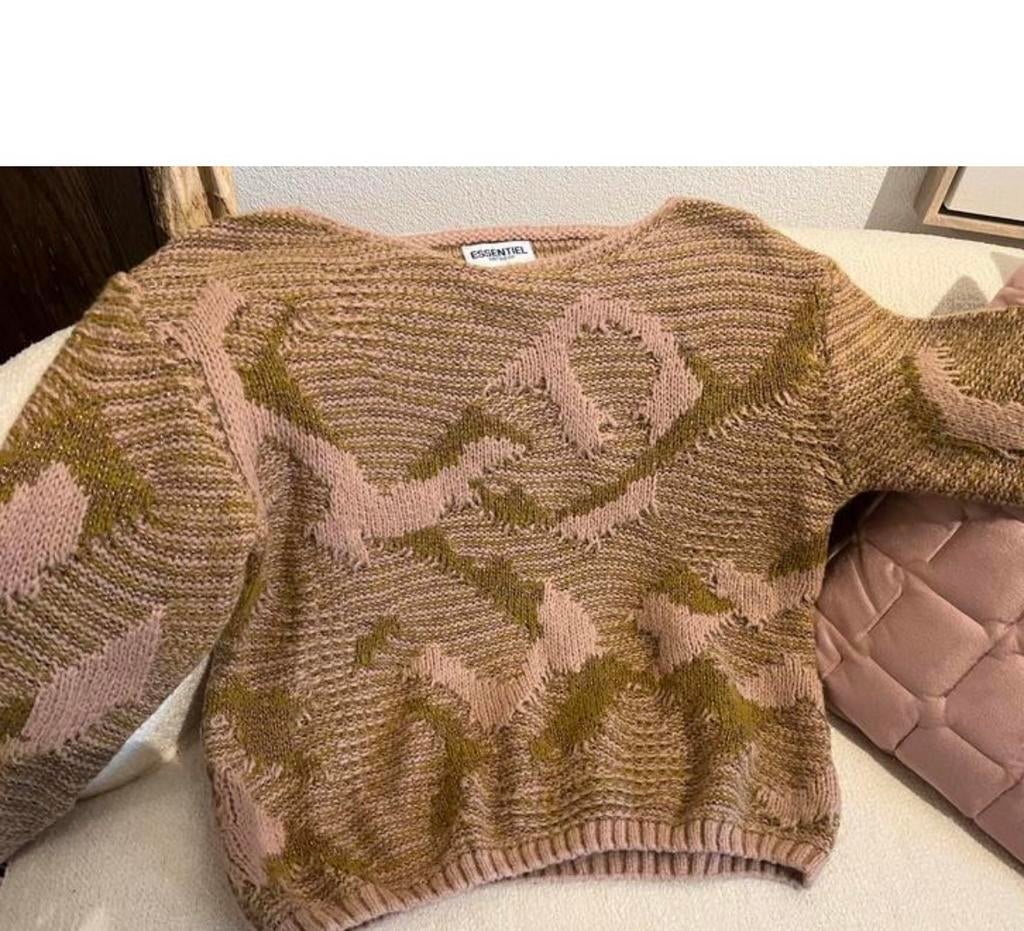 ESSENTIEL ANTWERP hele gave wollen off shoulder trui mt36, Ophalen of Verzenden, Zo goed als nieuw, Maat 36 (S), Roze