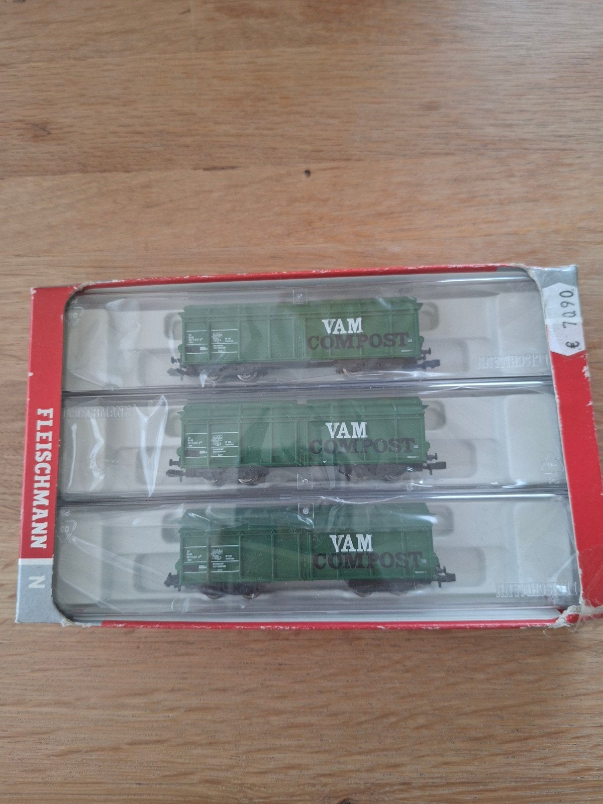 Fleischmann set van 3 vam compost wagons., Hobby en Vrije tijd, Modeltreinen | N-Spoor, Gelijkstroom, Fleischmann, Ophalen of Verzenden