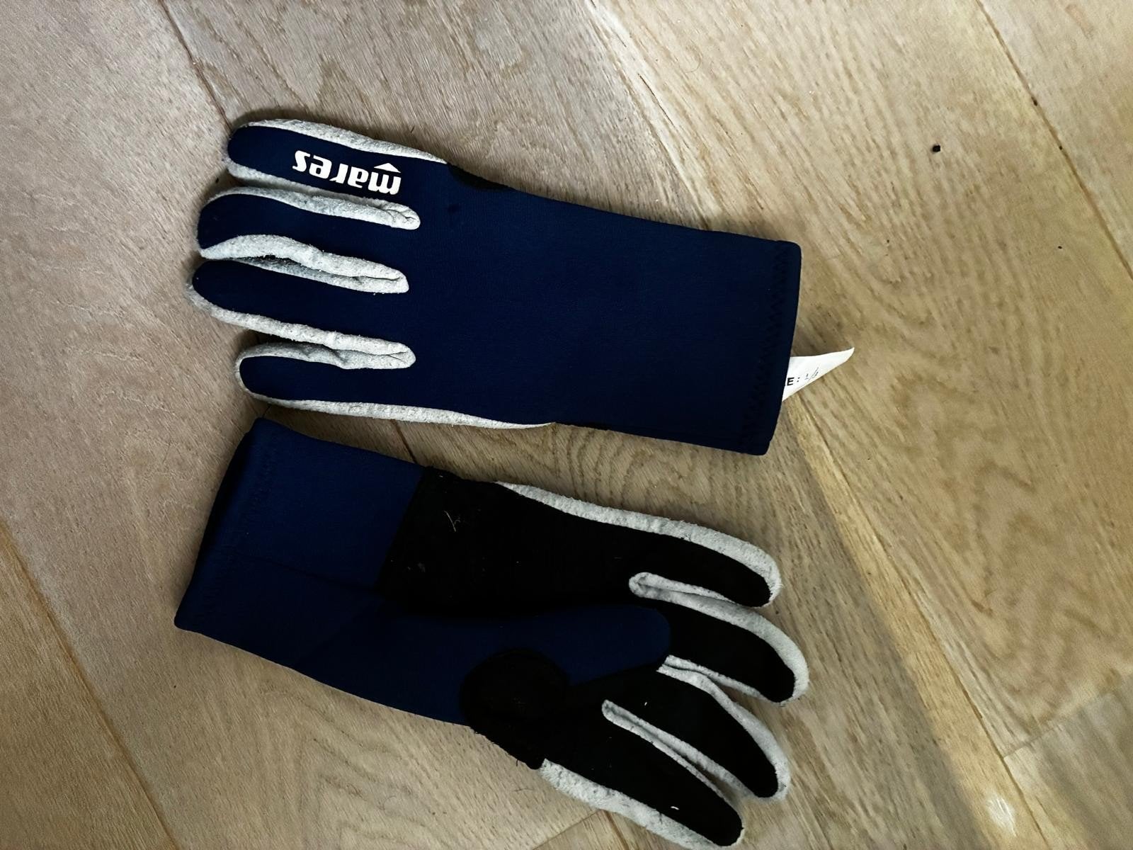 Mares duikhandschoenen, Ophalen of Verzenden, Zo goed als nieuw, Duikpak