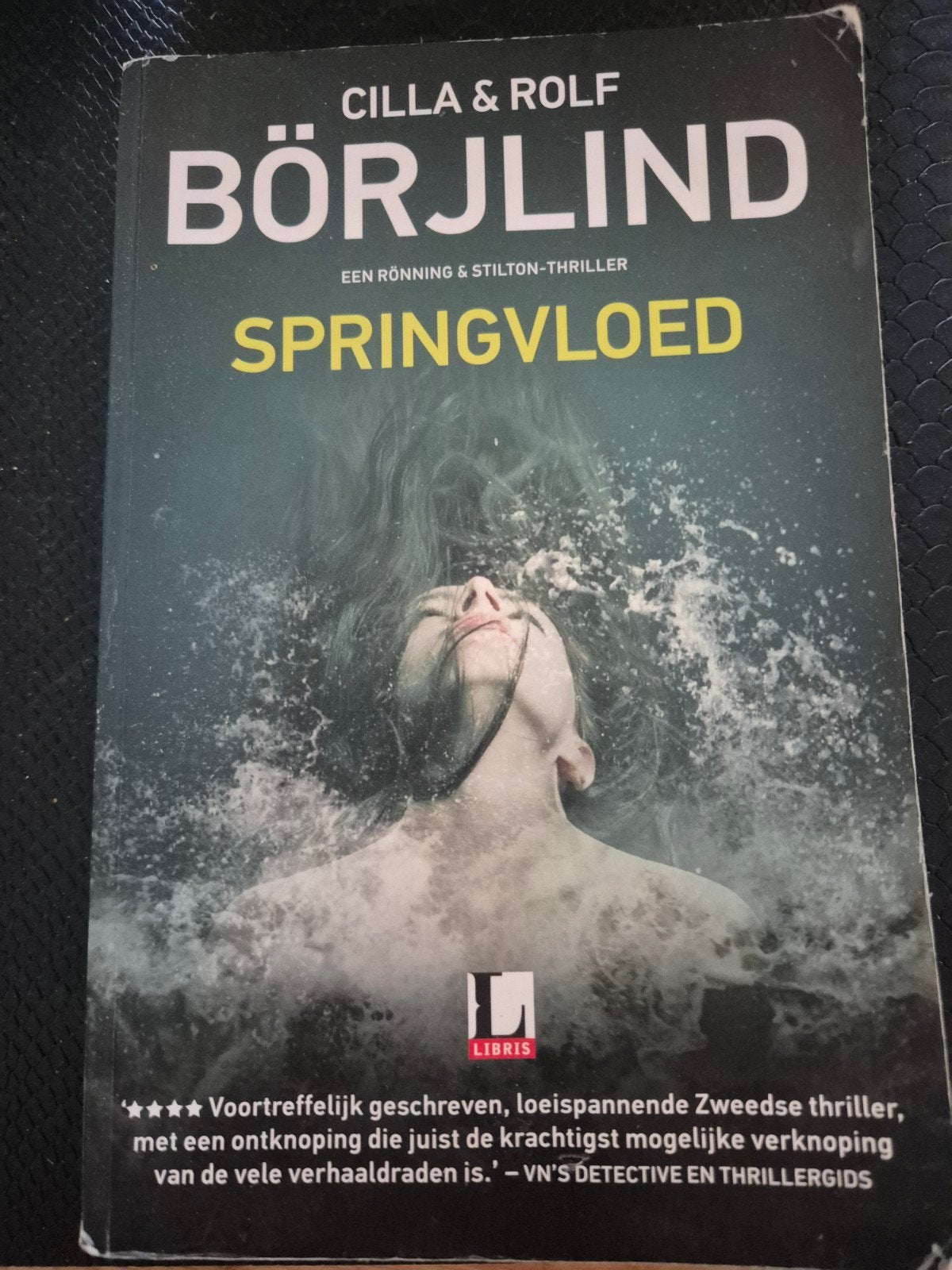 springvloed, Ophalen of Verzenden, Gelezen, Cilla & Rolf Börjlind
