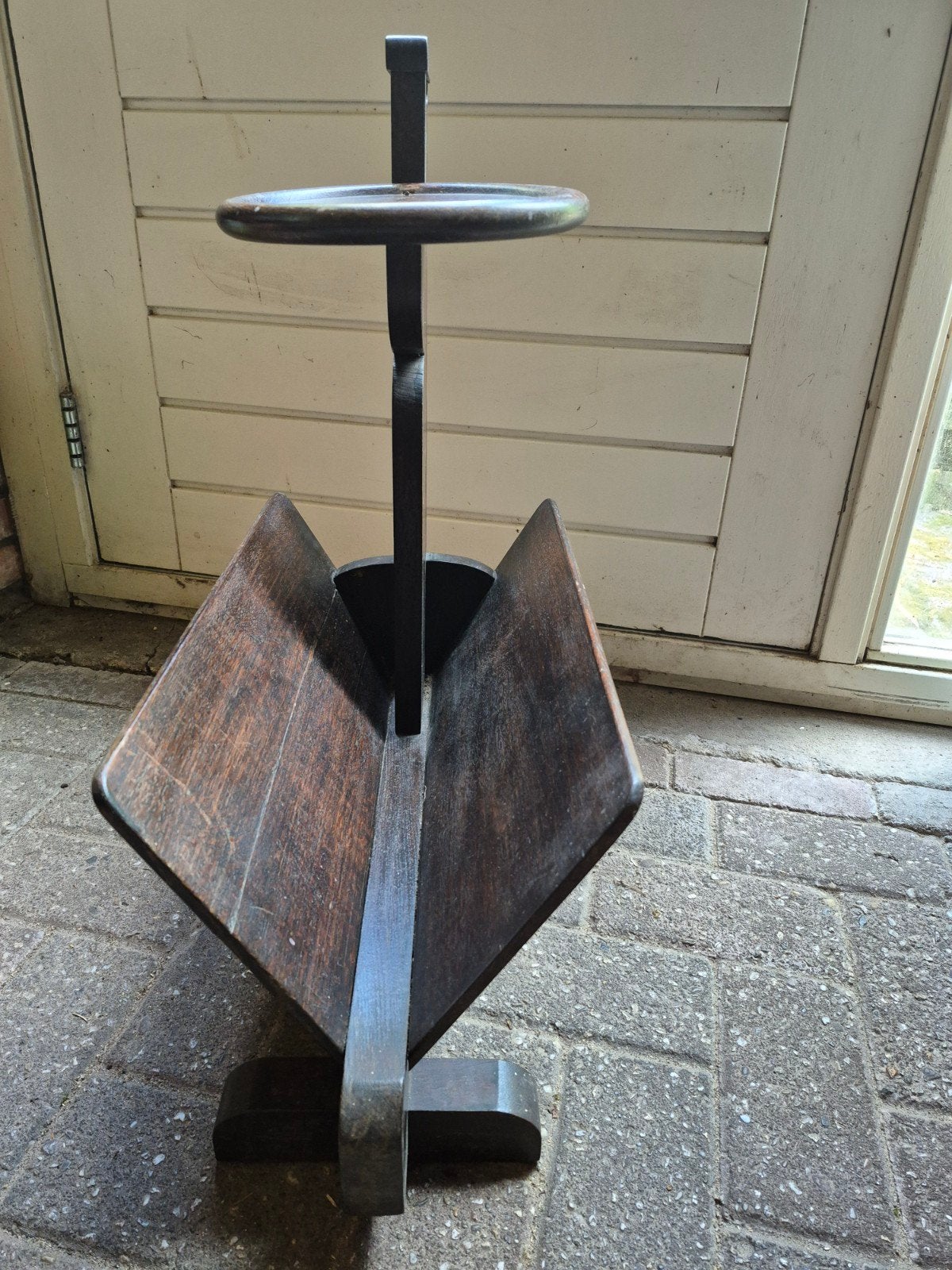 Vintage rooktafeltje met lectuurbak, Huis en Inrichting, Ophalen, Gebruikt, Vintage, Hout
